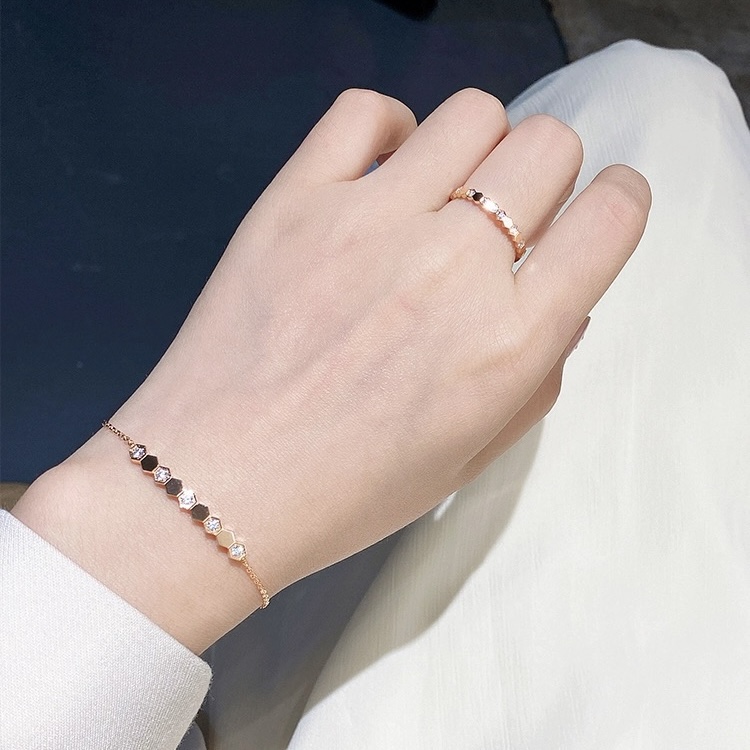 CHAUMET